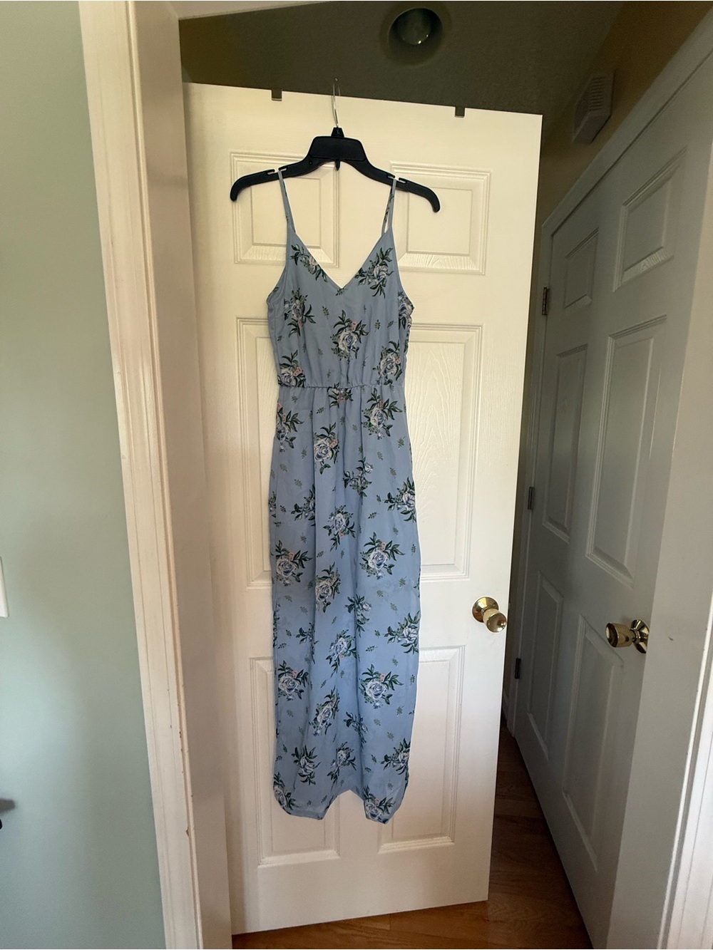 light blue floral maxi dress is an H&M Divided strappy dress.